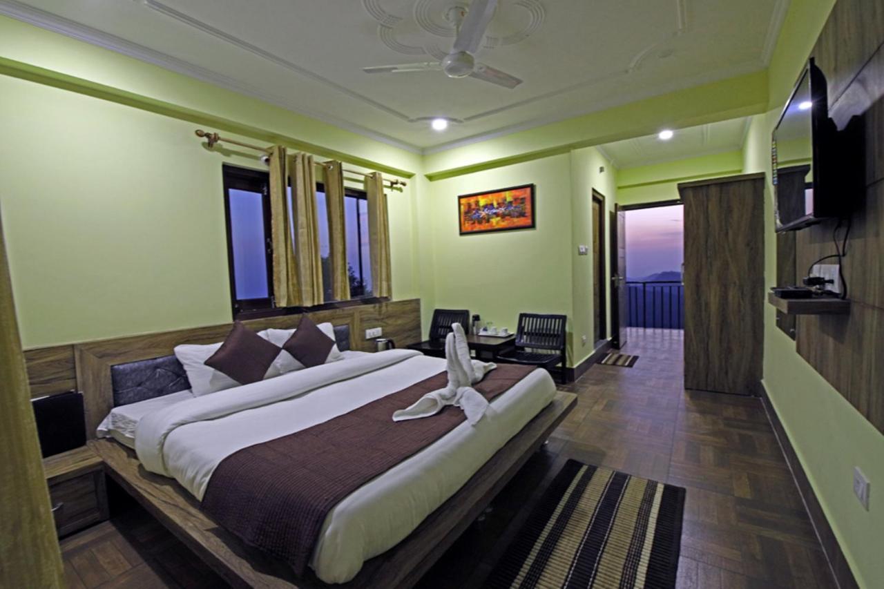 Harmony Blue Mcleodganj Hotel แมคลอยด์กันจ์ ภายนอก รูปภาพ