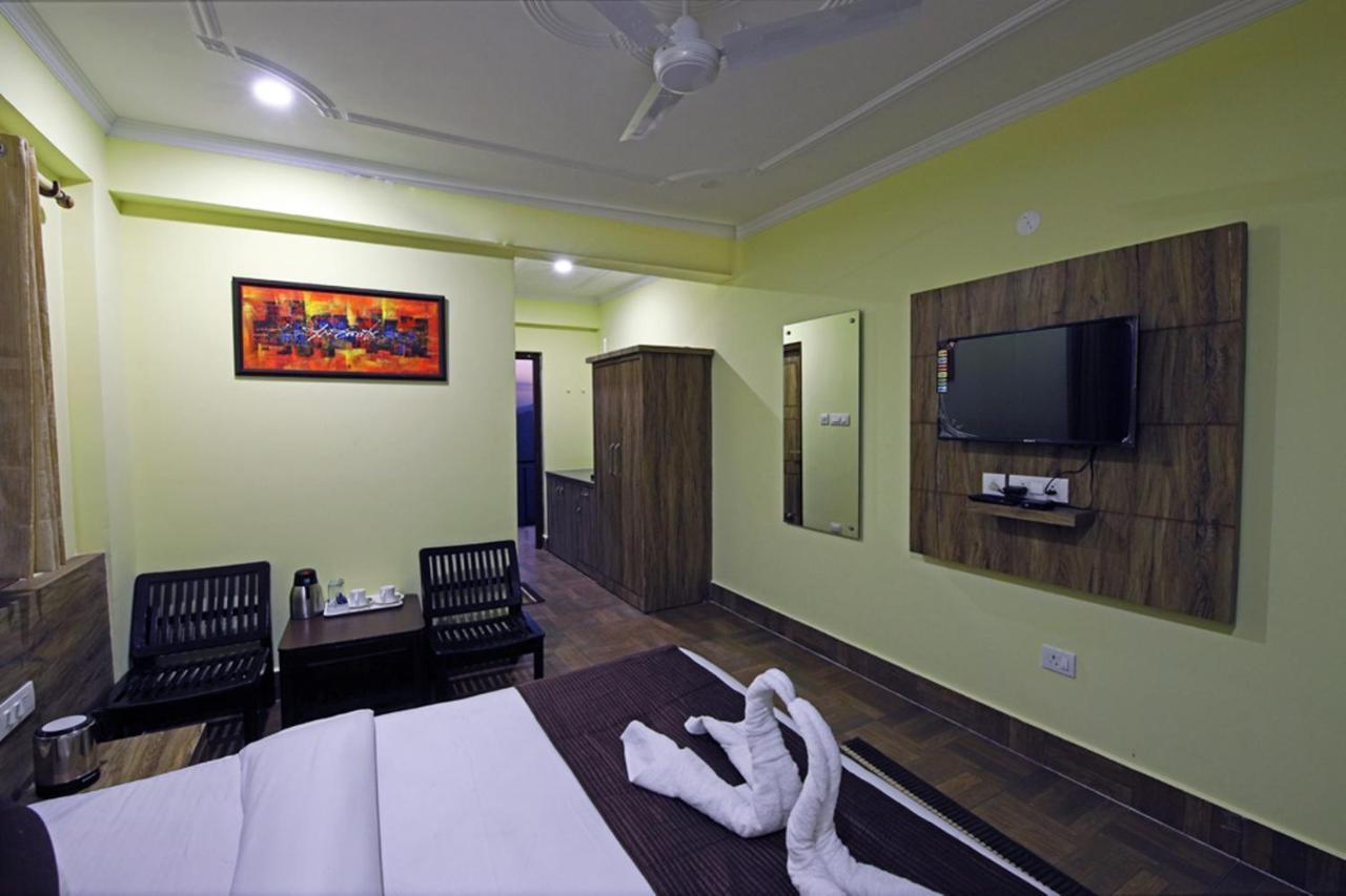 Harmony Blue Mcleodganj Hotel แมคลอยด์กันจ์ ภายนอก รูปภาพ